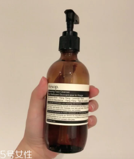 aesop伊索洗面奶怎么樣 伊索絕妙平衡潔面露價(jià)格 aesop伊索洗面奶怎么樣 伊索絕妙平衡潔面露價(jià)格