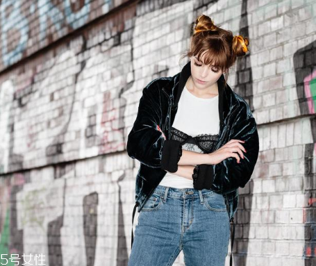 內(nèi)衣外穿怎么搭配？內(nèi)衣外穿搭配技巧