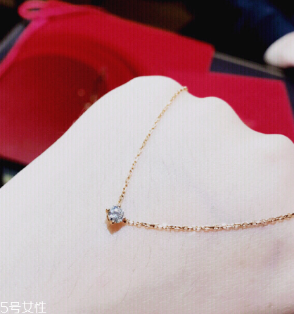 項(xiàng)鏈多長比較合適？項(xiàng)鏈選什么長度最好