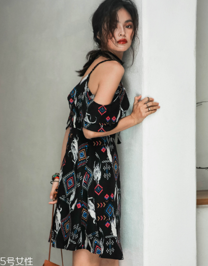 2018夏天流行什么連體褲？夏天最火的連體褲款式