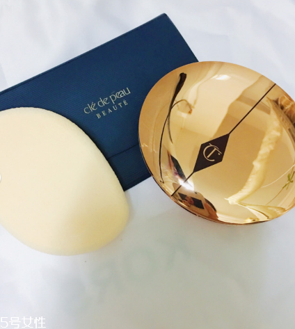 charlotte tilbury無暇極細(xì)蜜粉餅好用嗎 ct粉餅使用測(cè)評(píng) charlotte tilbury無暇極細(xì)蜜粉餅好用嗎 ct粉餅使用測(cè)評(píng)