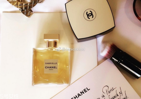 香奈兒嘉柏麗香水好聞嗎 香奈兒嘉柏麗香水價格 香奈兒嘉柏麗香水好聞嗎 香奈兒嘉柏麗香水價格