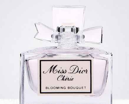 迪奧香水哪款最受歡迎 迪奧香水價(jià)格一覽表 迪奧香水哪款最受歡迎 迪奧香水價(jià)格一覽表