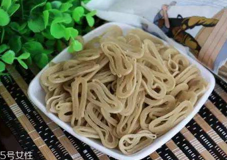 敲魚面怎么吃 敲魚面用的什么魚 敲魚面怎么吃 敲魚面用的什么魚