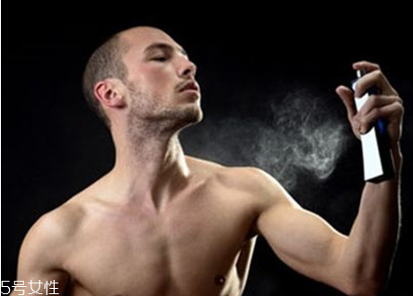 男士用什么香水好 男士香水推薦 男士用什么香水好 男士香水推薦