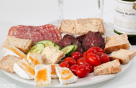 男人胡須長得慢怎么辦 留胡子把握4個關(guān)鍵 男人胡須長得慢怎么辦 留胡子把握4個關(guān)鍵