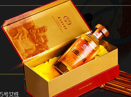 茅臺(tái)白金醬酒價(jià)格 茅臺(tái)白金醬酒多少錢一瓶 茅臺(tái)白金醬酒價(jià)格 茅臺(tái)白金醬酒多少錢一瓶