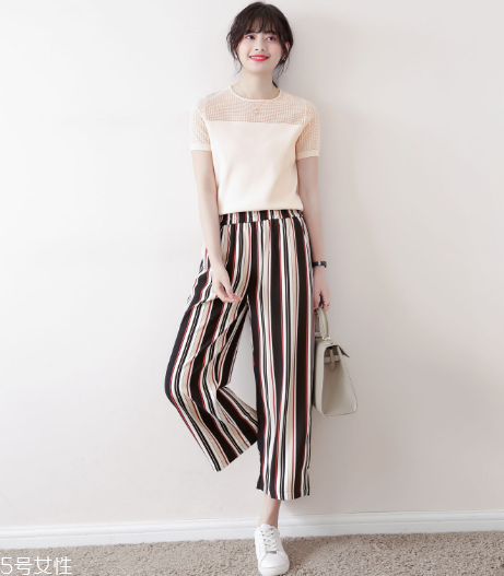 小個(gè)子女生穿什么褲子顯腿長(zhǎng)？適合小個(gè)子的褲子款式