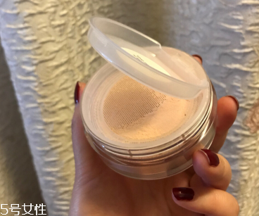 becca水散粉怎么樣 becca2018新款保濕定妝散粉 becca水散粉怎么樣 becca2018新款保濕定妝散粉