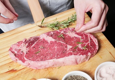 牛排怎么烤 烤牛排的技巧 牛排怎么烤 烤牛排的技巧