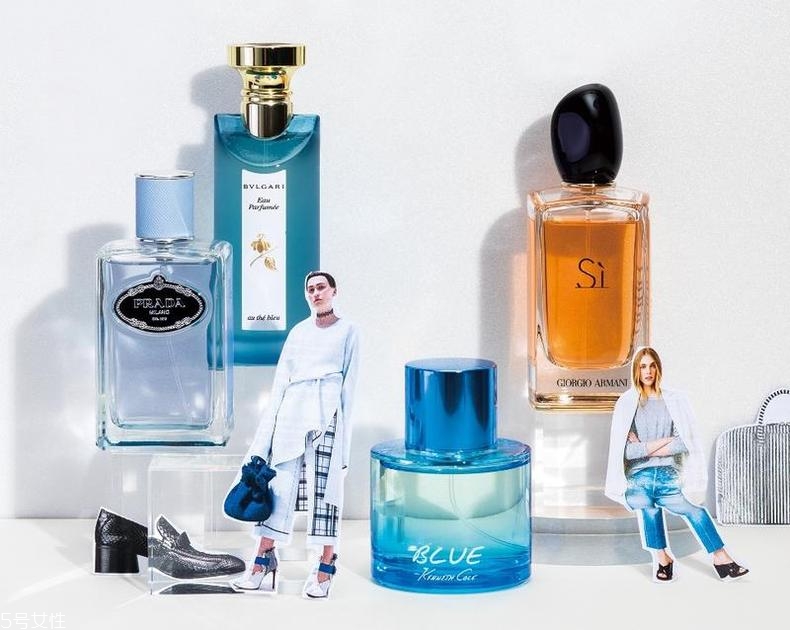 香水可以疊加嗎 香水如何打造專屬香味 香水可以疊加嗎 香水如何打造專屬香味