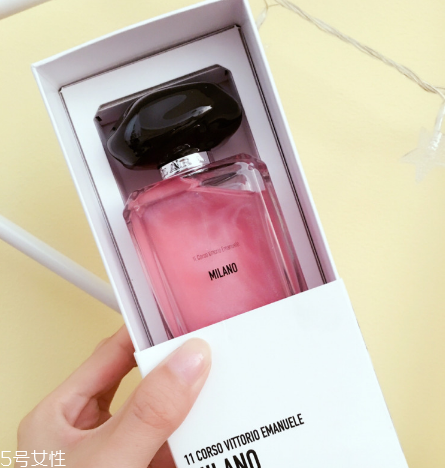 zara香水哪里有賣 zara二世大道金粉淡香水味道好聞嗎 zara香水哪里有賣 zara二世大道金粉淡香水味道好聞嗎