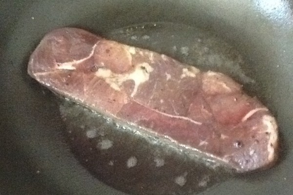 蒜香牛排的做法 大蒜牛排怎么做 蒜香牛排的做法 大蒜牛排怎么做