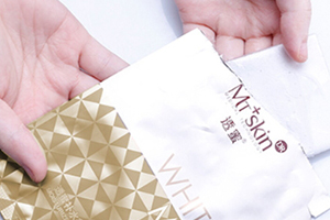 蠶絲面膜敷完要洗臉嗎？蠶絲面膜敷完用清水還是洗面奶洗