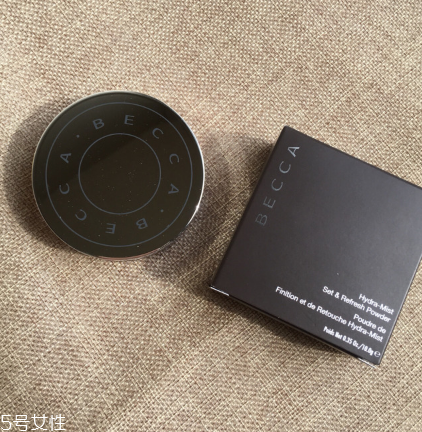 becca水散粉油皮可以用嗎 becca hydra mist保濕散粉 becca水散粉油皮可以用嗎 becca hydra mist保濕散粉