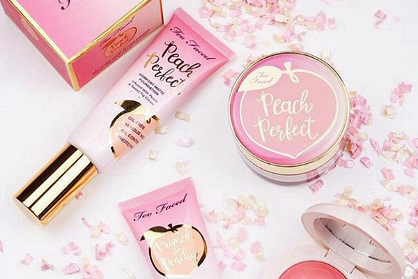 復(fù)古風(fēng)彩妝品牌有哪些 中外復(fù)古風(fēng)美妝大盤點 復(fù)古風(fēng)彩妝品牌有哪些 中外復(fù)古風(fēng)美妝大盤點