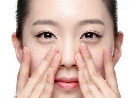 油皮怎么美白最有效 油皮美白4招教你搞定 油皮怎么美白最有效 油皮美白4招教你搞定