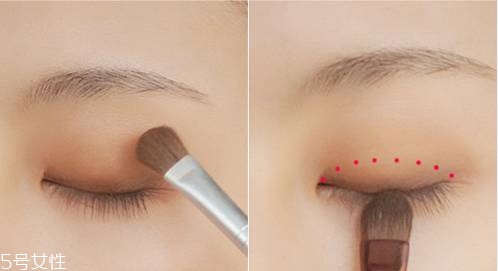 簡單日常淡妝怎么畫好看 香檳色日常眼影的畫法圖解 簡單日常淡妝怎么畫好看 香檳色日常眼影的畫法圖解