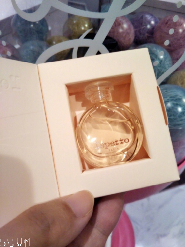 東京迷你香水扭蛋地址在哪里 迷你香水扭蛋有哪幾種香水 東京迷你香水扭蛋地址在哪里 迷你香水扭蛋有哪幾種香水