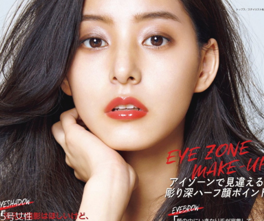 金色眼妝怎么畫(huà)好看 夏日混血妝妝容教程圖解