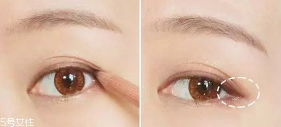 簡單日常淡妝怎么畫好看 香檳色日常眼影的畫法圖解 簡單日常淡妝怎么畫好看 香檳色日常眼影的畫法圖解