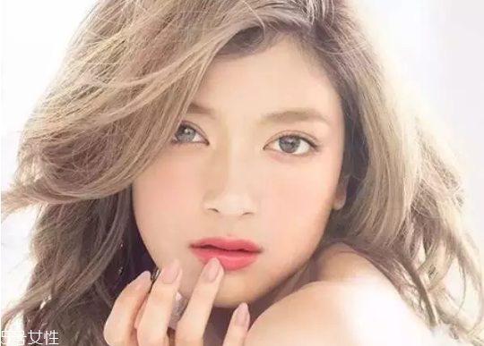 混血小顏眉是什么 混血小顏眉的畫(huà)法步驟 混血小顏眉是什么 混血小顏眉的畫(huà)法步驟