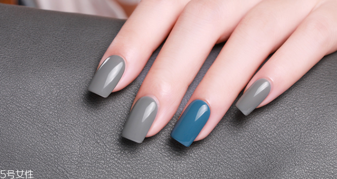 霧霾藍(lán)指甲圖片 霧霾藍(lán)美甲樣式大全 霧霾藍(lán)指甲圖片 霧霾藍(lán)美甲樣式大全
