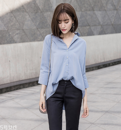 皮膚黃穿什么顏色顯白？適合黃皮女生的衣服顏色