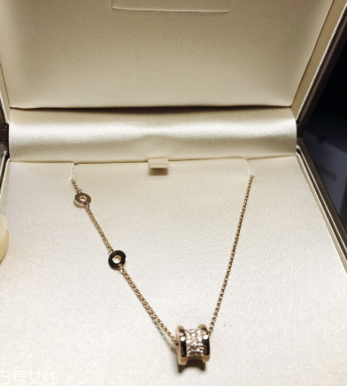 寶格麗彈簧項(xiàng)鏈可以彈嗎？寶格麗彈簧項(xiàng)鏈可以動(dòng)嗎