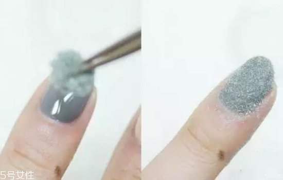 絲絨美甲怎么做教程 絲絨美甲能沾水嗎 絲絨美甲怎么做教程 絲絨美甲能沾水嗎