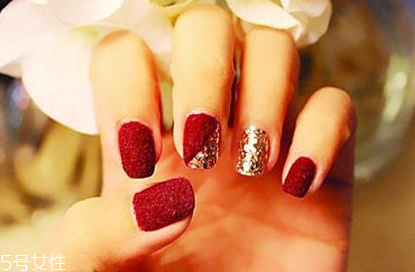 絲絨美甲怎么做教程 絲絨美甲能沾水嗎 絲絨美甲怎么做教程 絲絨美甲能沾水嗎