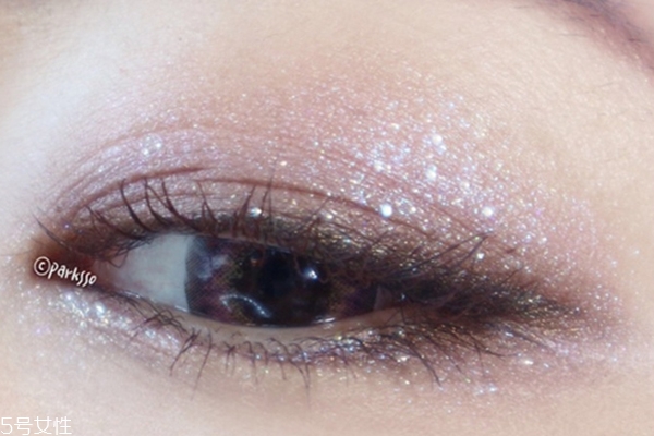 淚珠妝怎么化 人魚淚珠妝教程 淚珠妝怎么化 人魚淚珠妝教程