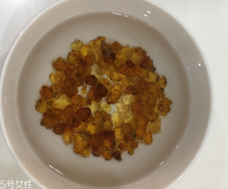 桃膠能和雞蛋一起吃嗎？桃膠配雞蛋可以嗎？