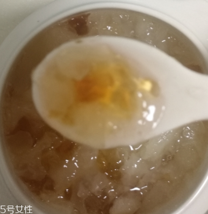 桃膠能和紅糖一起煮嗎？桃膠煮紅糖好嗎？