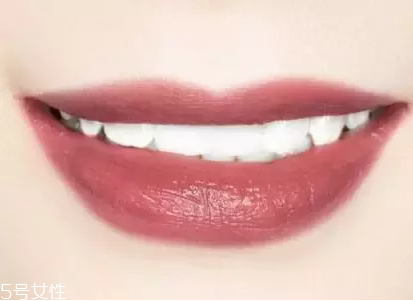 歐萊雅豆沙色口紅是幾號(hào) 歐萊雅口紅試色 歐萊雅豆沙色口紅是幾號(hào) 歐萊雅口紅試色