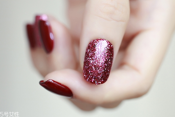 甲油膠一直照不干怎么回事 甲油膠照不干怎么解決 甲油膠一直照不干怎么回事 甲油膠照不干怎么解決