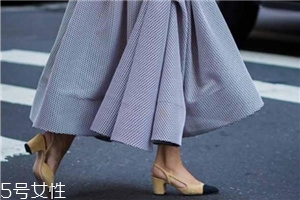 約會穿什么樣的高跟鞋好看？適合約會穿的高跟鞋款式