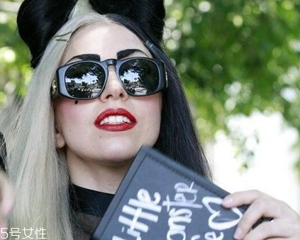 陰陽發(fā)色什么顏色好看 超酷陰陽發(fā)色合集 陰陽發(fā)色什么顏色好看 超酷陰陽發(fā)色合集