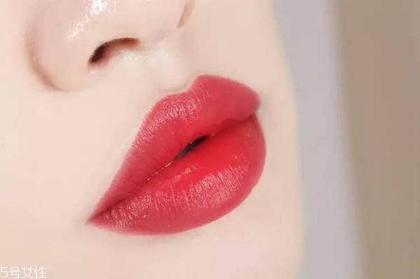 歐萊雅豆沙色口紅是幾號(hào) 歐萊雅口紅試色 歐萊雅豆沙色口紅是幾號(hào) 歐萊雅口紅試色