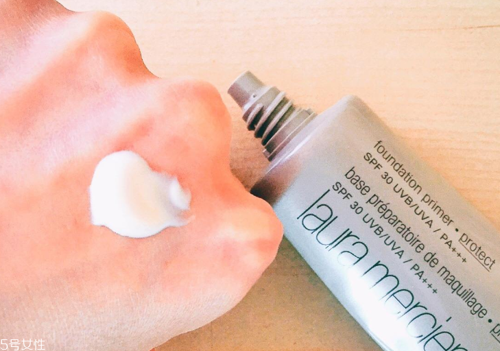 妝前乳是護膚品還是彩妝 妝前乳和乳液什么區(qū)別 妝前乳是護膚品還是彩妝 妝前乳和乳液什么區(qū)別