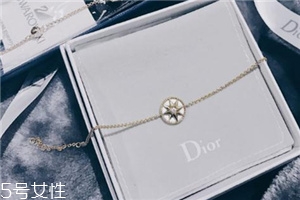 手鏈可以兩只手同時(shí)戴嗎？手鏈可以兩只手一起戴嗎