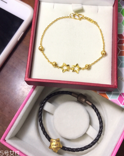 手鏈能和手表一起戴嗎？手鏈和手表可以戴一起嗎