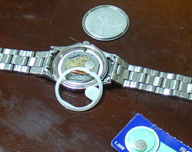 fossil手表怎么換電池？fossil手表換電池的方法