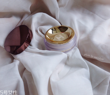 hourglass新款散粉多少錢 hourglass新款散粉使用測評 hourglass新款散粉多少錢 hourglass新款散粉使用測評