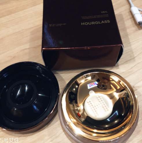 hourglass新款散粉多少錢 hourglass新款散粉使用測評 hourglass新款散粉多少錢 hourglass新款散粉使用測評
