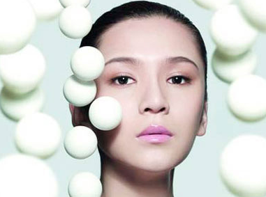 太陽穴長痘痘是什么原因 怎么避免長痘痘 太陽穴長痘痘是什么原因 怎么避免長痘痘