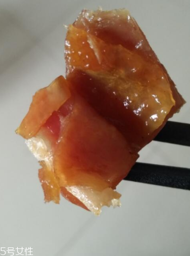 臘雞可以帶上飛機(jī)嗎？坐飛機(jī)可以帶臘雞嗎？