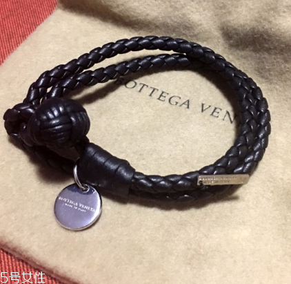 手鏈發(fā)黑如何清洗？手鏈變黑了怎么辦