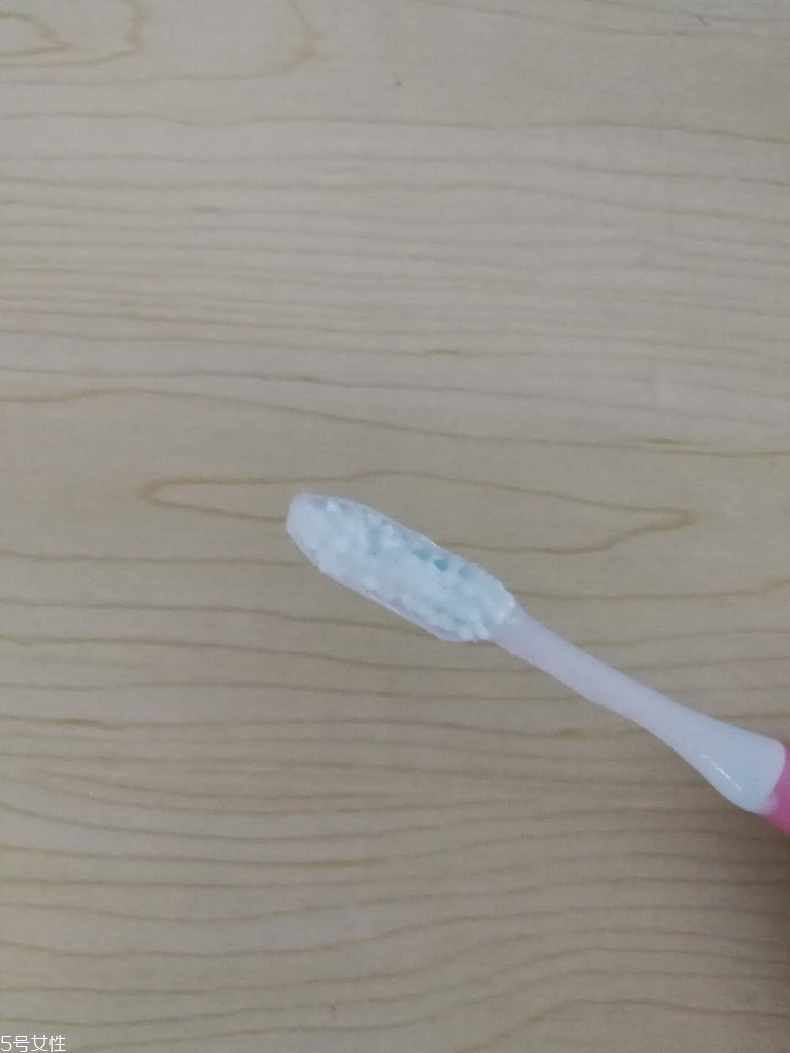 美白牙膏佳潔士和中華哪個好 美白牙膏佳潔士vs中華 美白牙膏佳潔士和中華哪個好 美白牙膏佳潔士vs中華