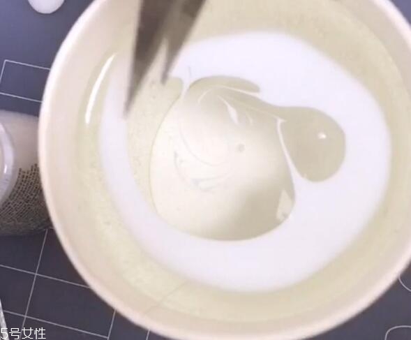 陶釉美甲怎么做 陶釉紋理美甲教程 陶釉美甲怎么做 陶釉紋理美甲教程